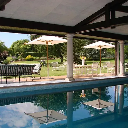 Hotel Relais Du Bois Saint Georges - De Charme