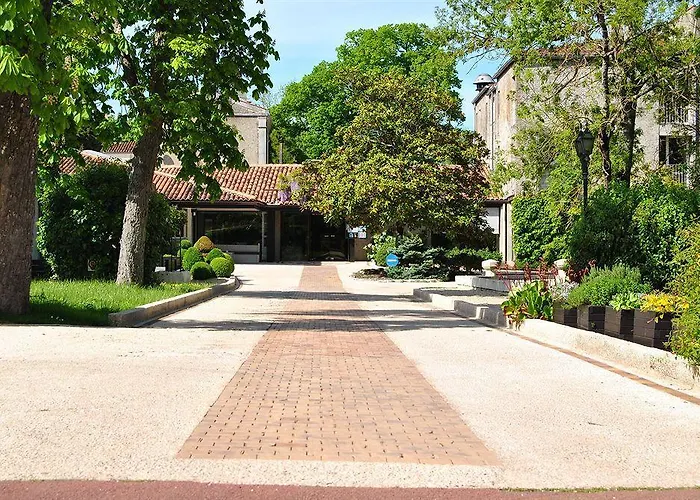 Hotel Relais Du Bois Saint Georges - De Charme